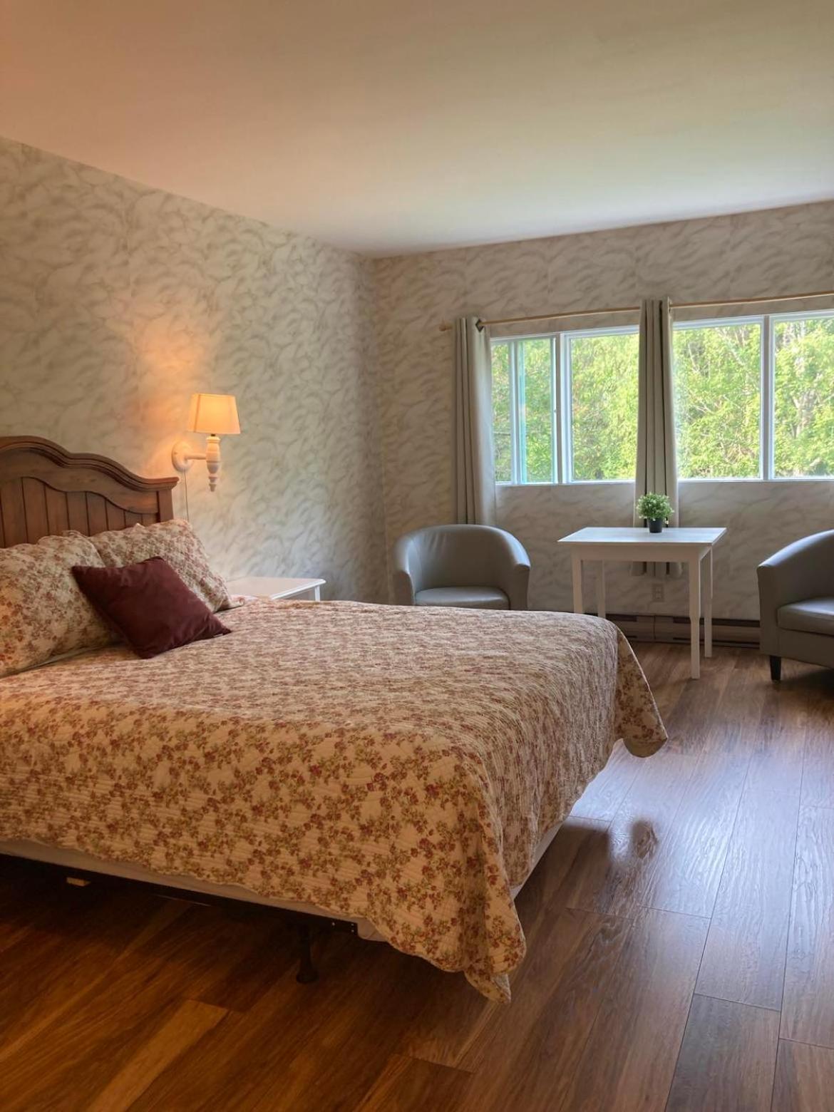 Auberge Les Sources La Malbaie Eksteriør billede